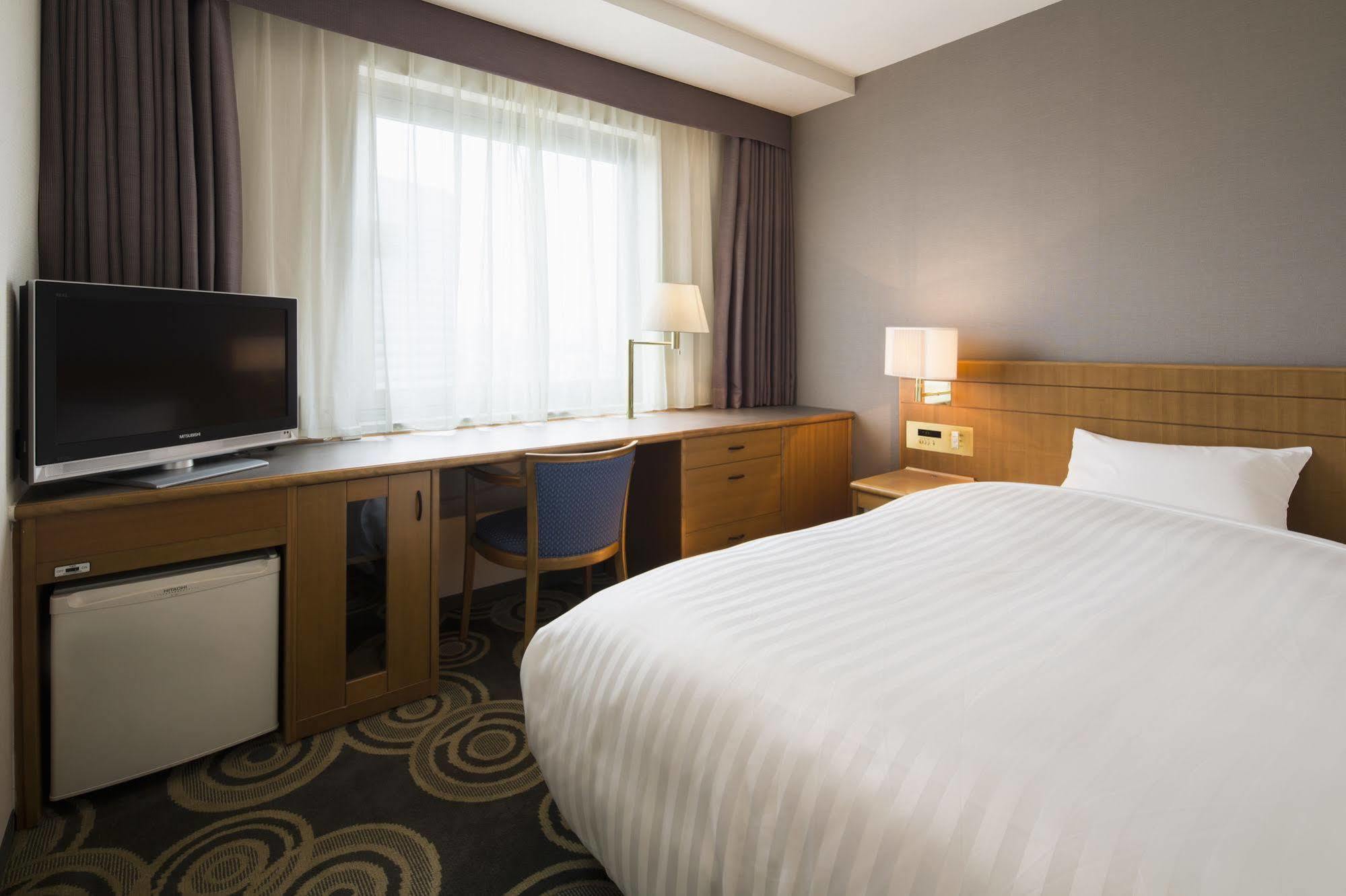 Jr-East Hotel Mets Tabata Токіо Екстер'єр фото